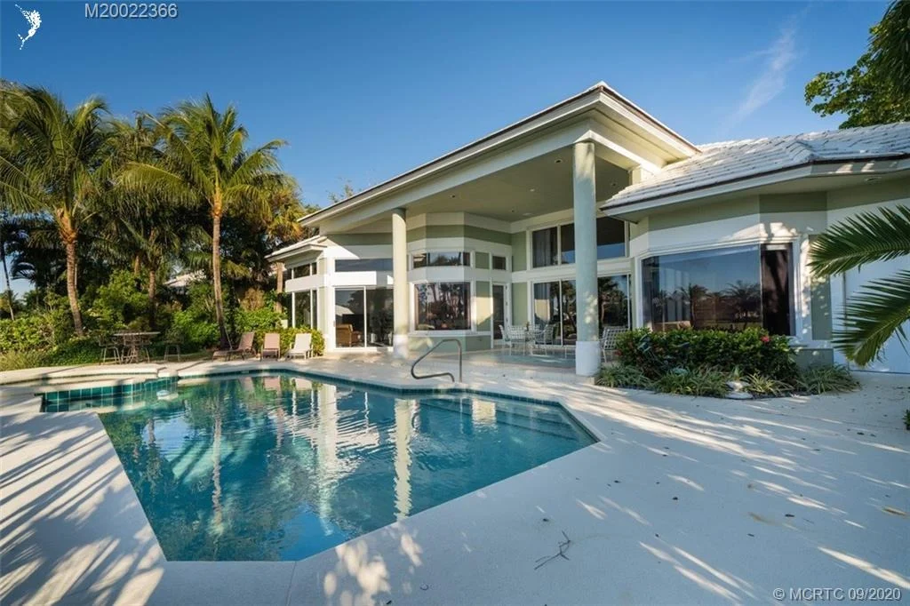 Photo of 6979 SE Harbor Circle
