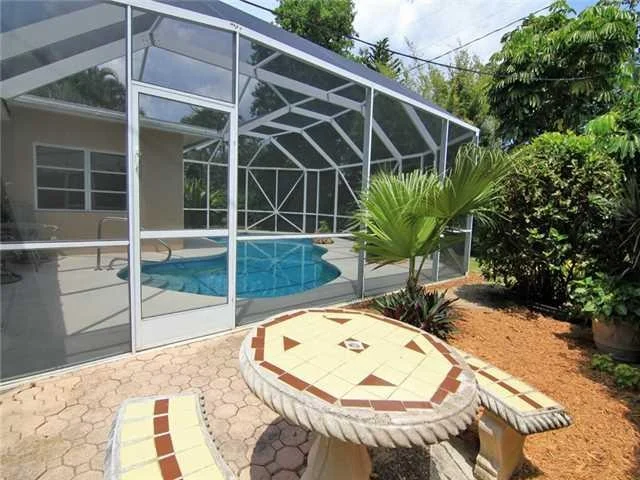 Photo of 5255 SE Orange Street