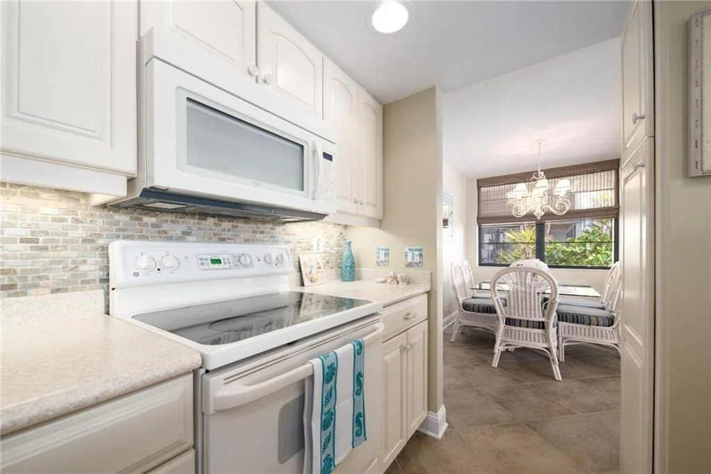 Photo of Unit 307 at 307 NE Golfview Circle