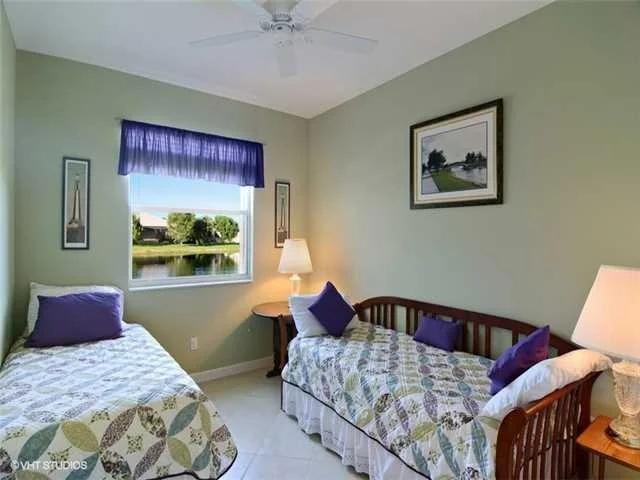 Photo of 7005 SE Bay Hill Drive