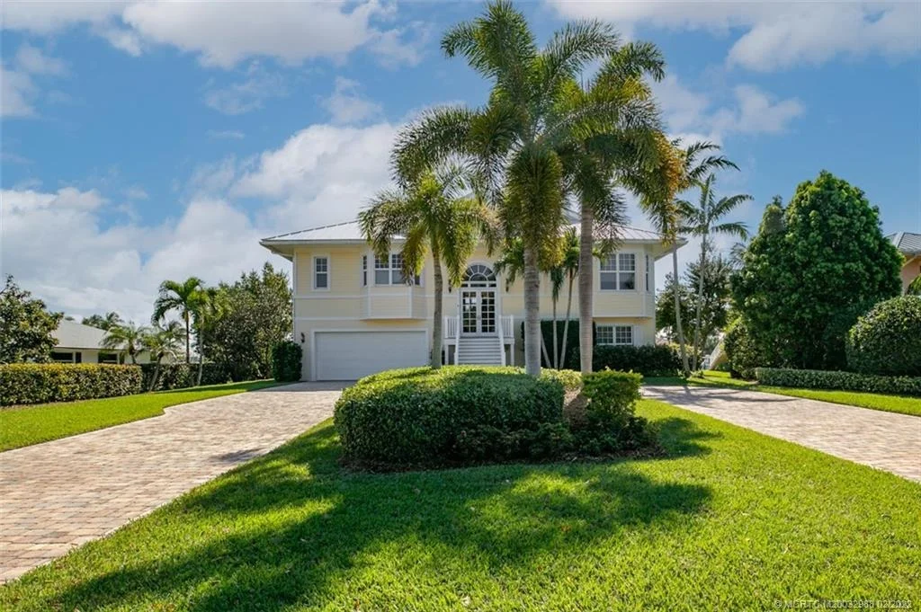 Photo of 5914 SE Horseshoe Point Road