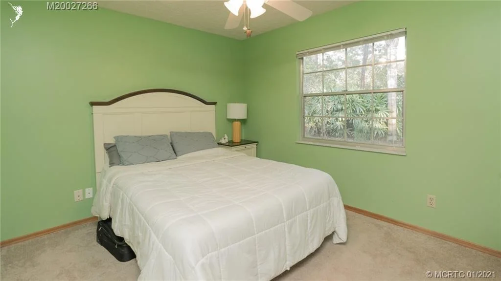 Photo of 7910 SE River Lane