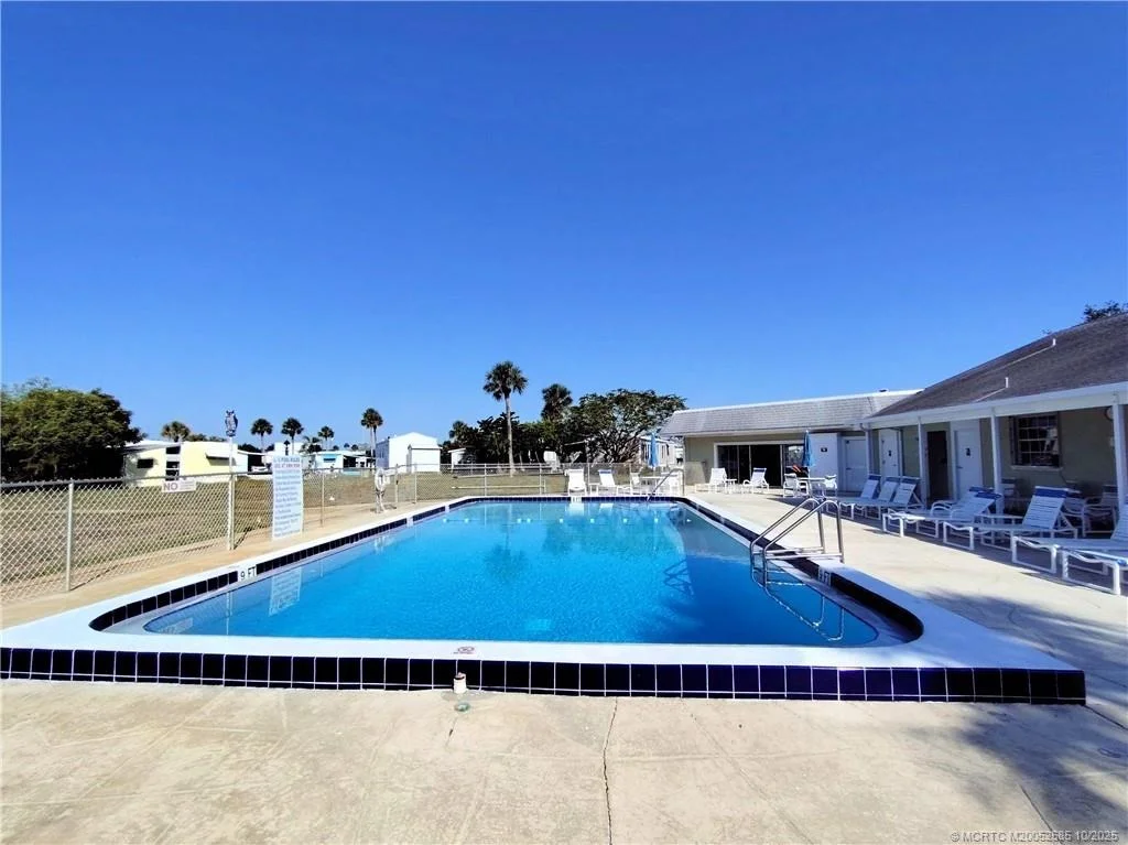 Photo of 2540 SE Penny Lane