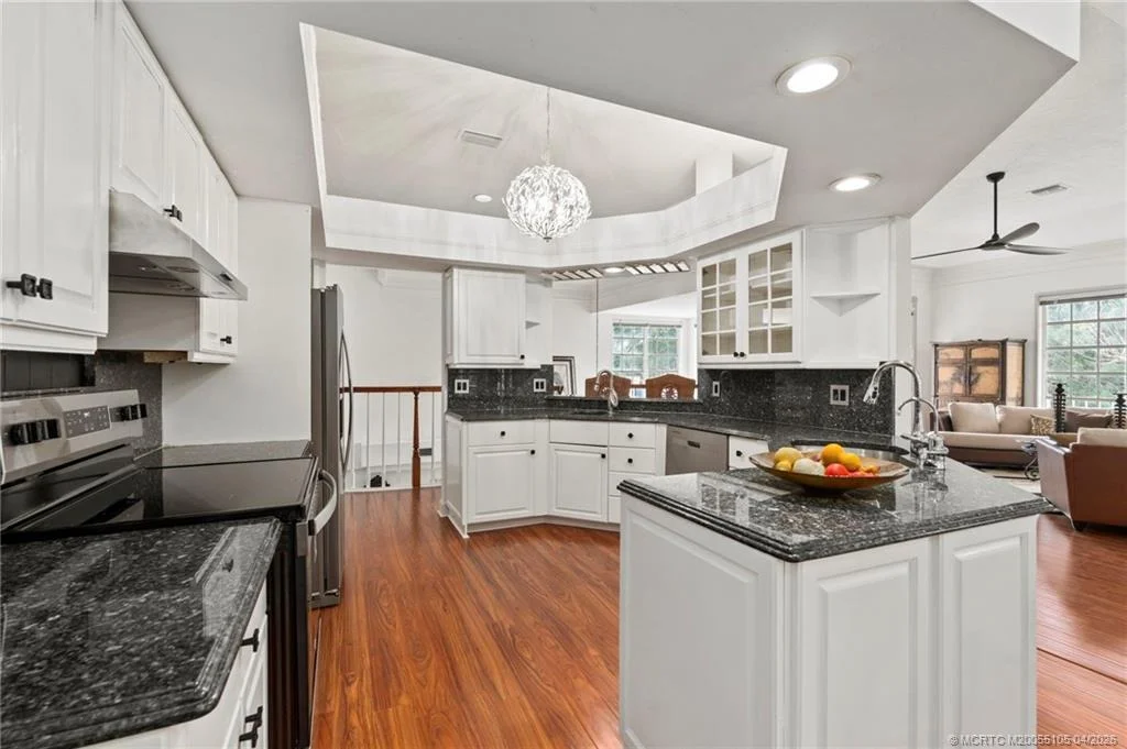 Photo of 6 Castle Hill Way