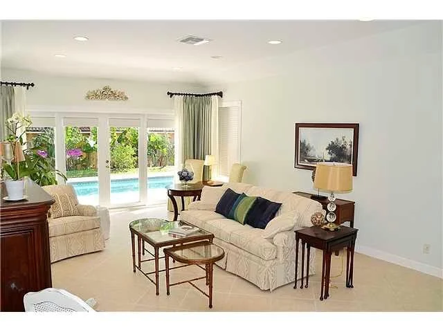 Photo of 12 N River Road