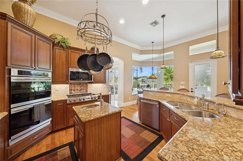 Photo of 2492 NW Everglades Boulevard
