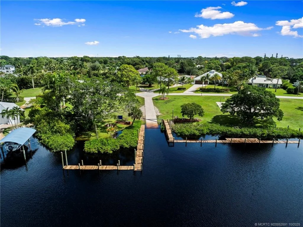 Photo of 1655 NW Fork Road
