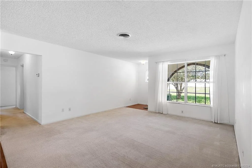 Photo of 1098 NW 13th Street