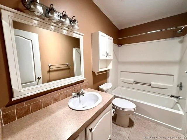Photo of 4090 5th Avenue