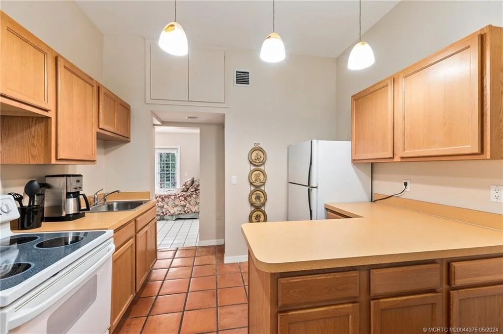 Photo of 12 Oakwood Drive