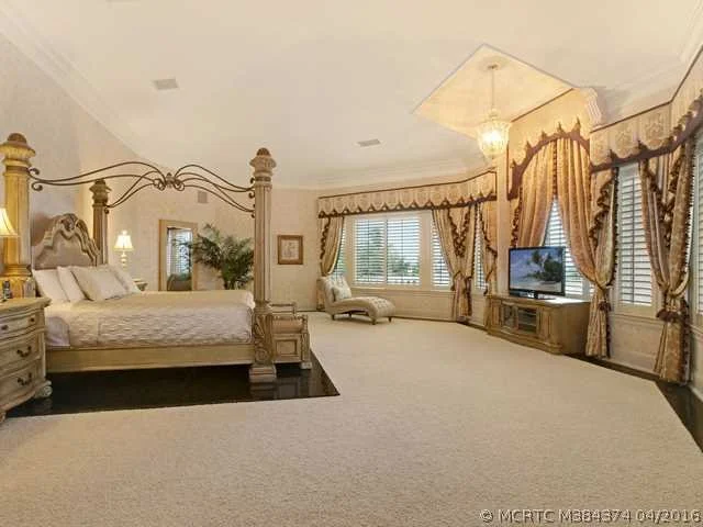 Photo of 2976 SE Dune Drive