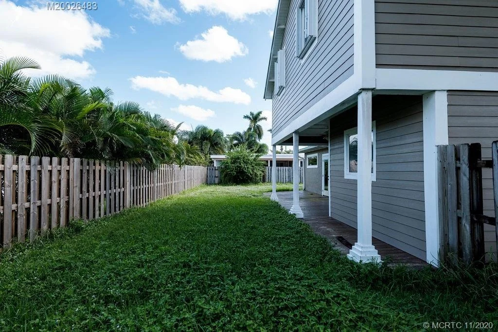Photo of 35 SW Cabana Point Circle SW
