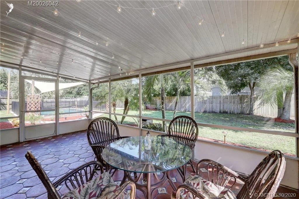 Photo of 1123 SE Alamanda Lane