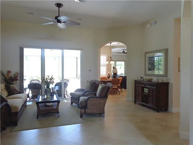 Photo of 2 SE ETHAN Terrace