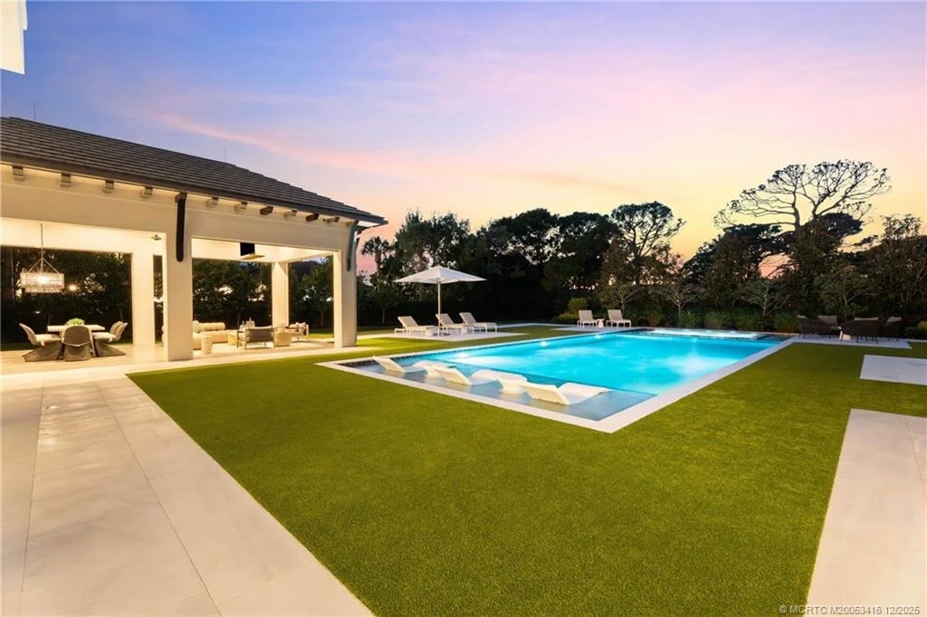 Photo of 210 Bears Club Drive