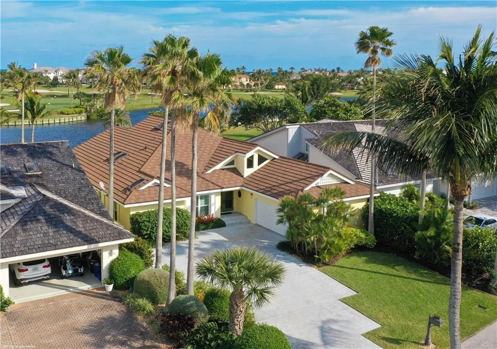 Photo of 6917 SE Harbor Circle