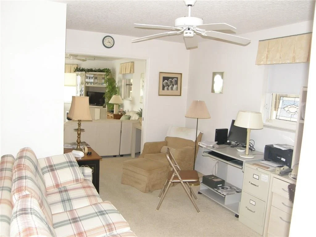 Photo of 14 Nettles Boulevard