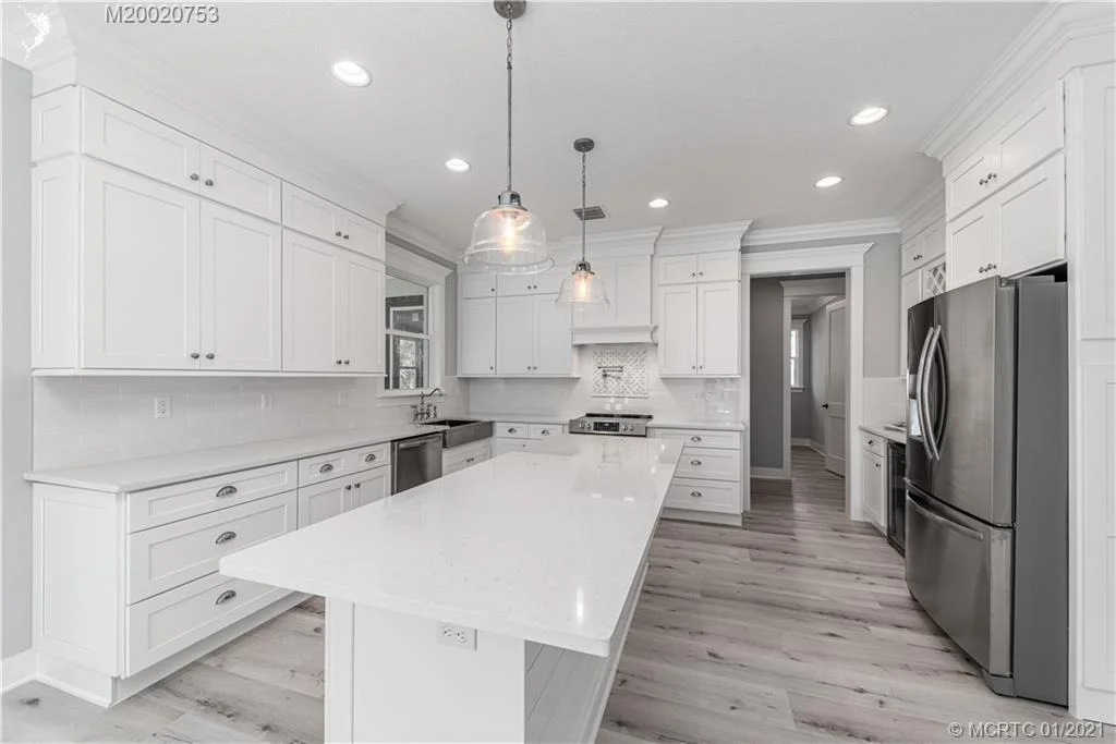 Photo of 1126 NE Post Oak Way