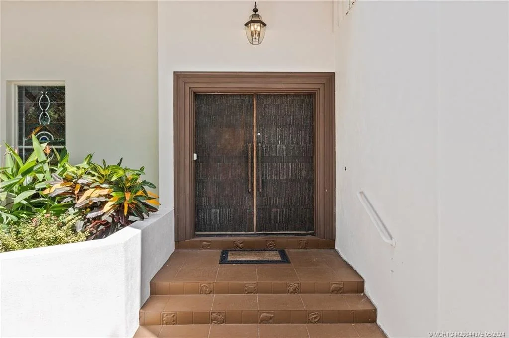 Photo of 12 Oakwood Drive