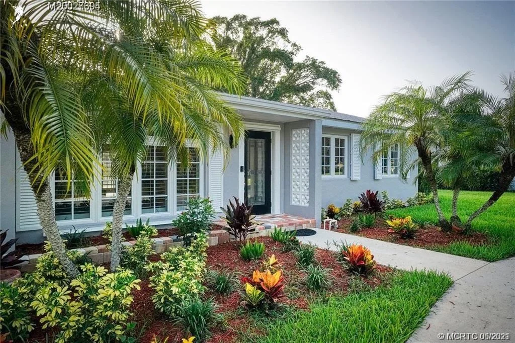 Photo of 1354 NW Spruce Ridge Drive