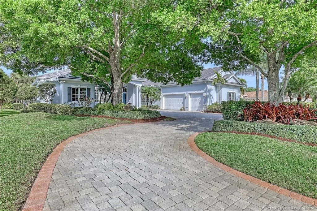 Photo of 4697 SE Waterford Drive