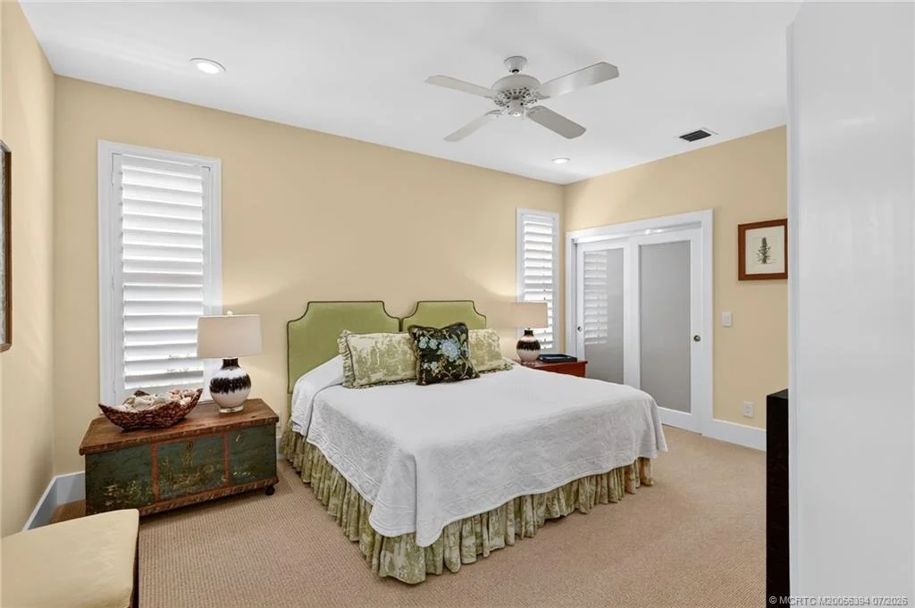 Photo of 6943 SE Harbor Circle