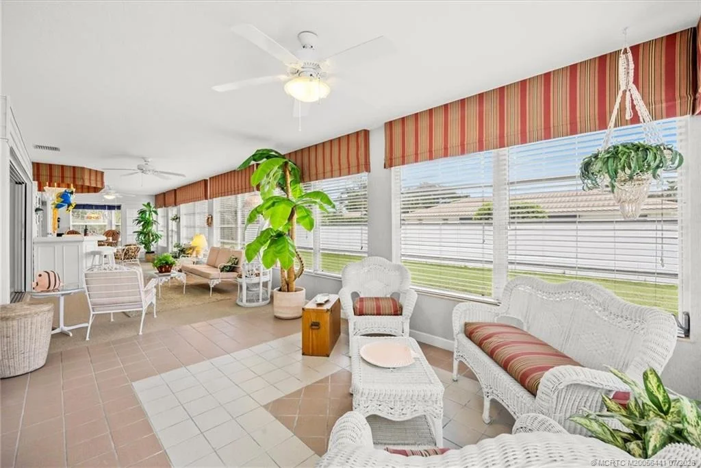 Photo of 2375 NW Cove View