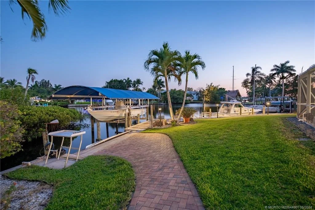 Photo of 1686 NW Harbor Place