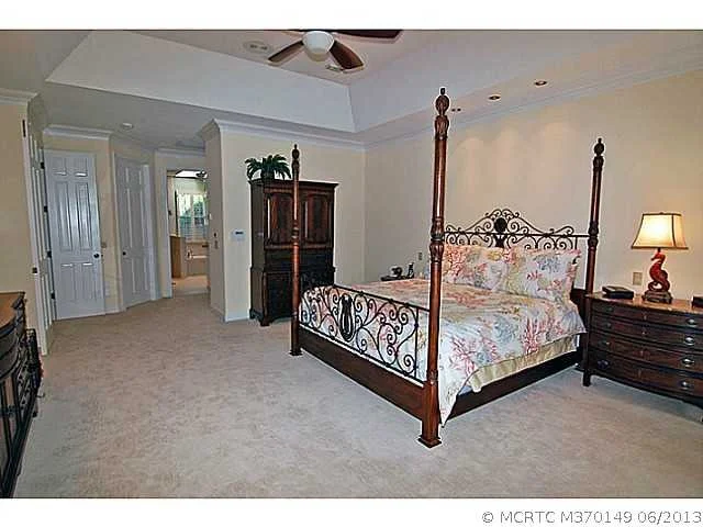 Photo of 158 S River Road