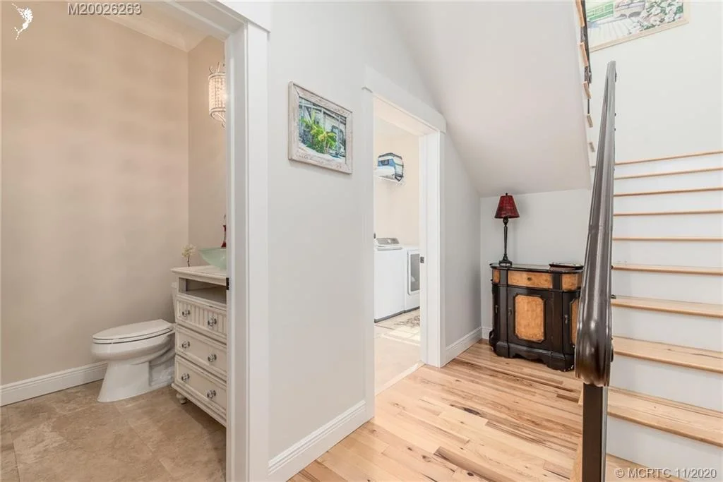 Photo of 2 Fieldway Drive