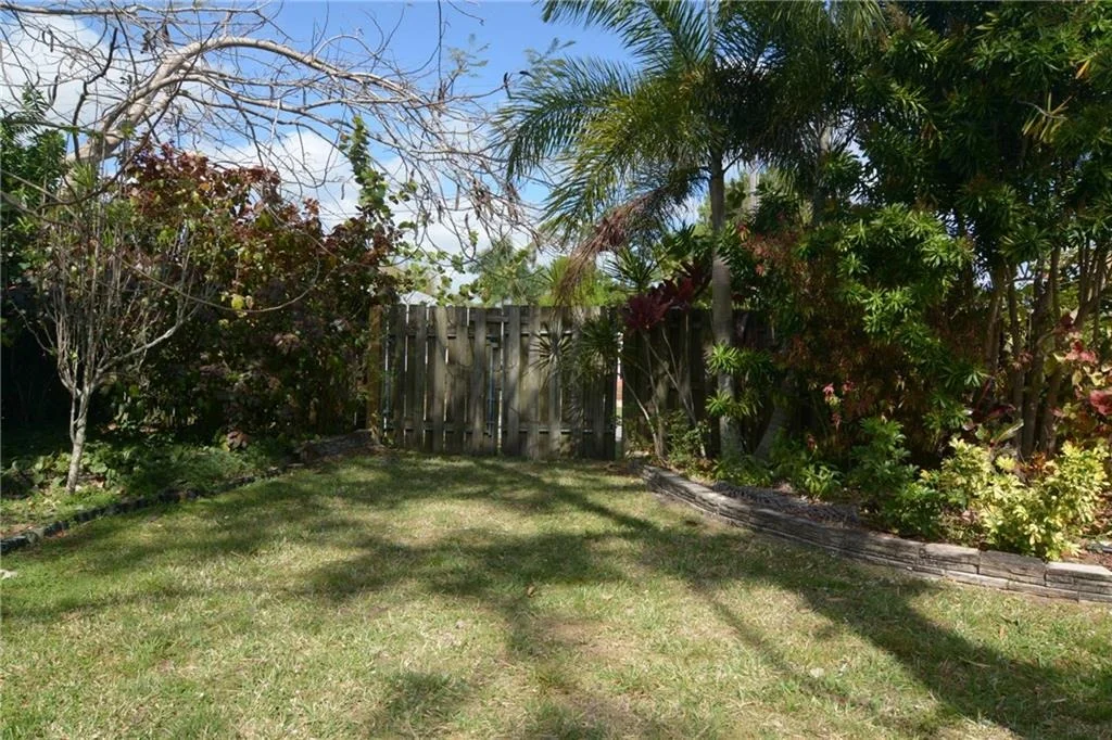 Photo of 8802 SW Avocado Lane