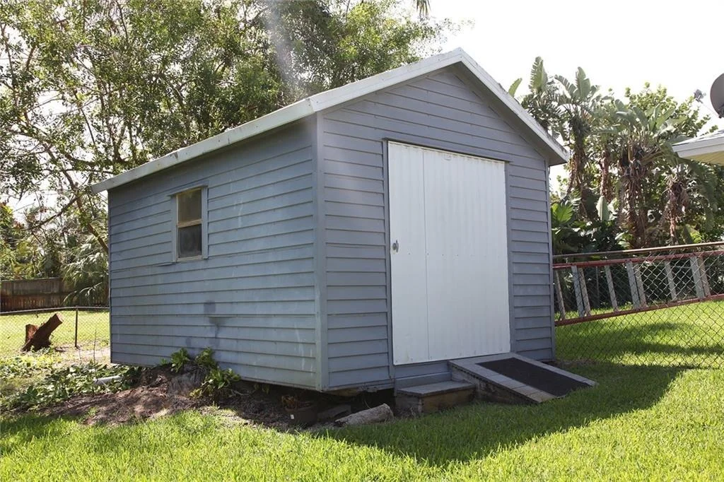 Photo of 817 SE Krueger Parkway
