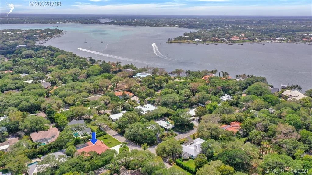 Photo of 11 Riverview Drive