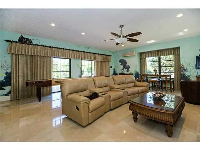 Photo of 5596 SW Evans Drive