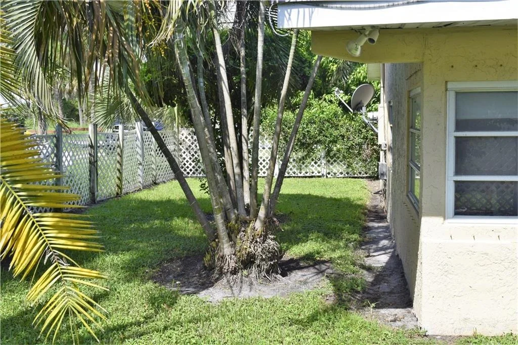Photo of 1301 SE Pathfinder Avenue