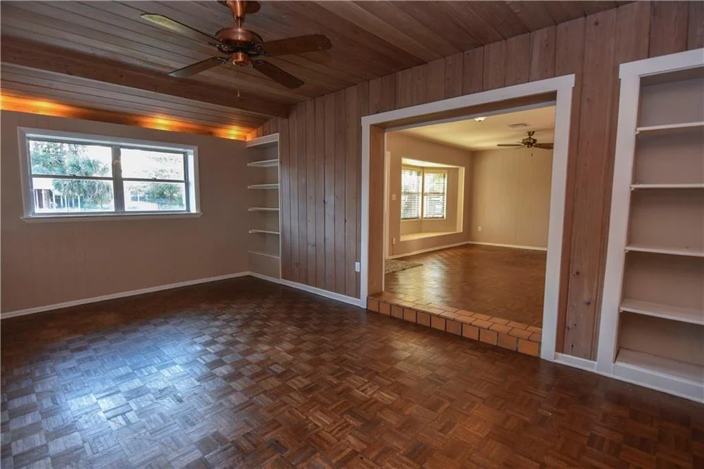Photo of 832 SE Stafford Drive