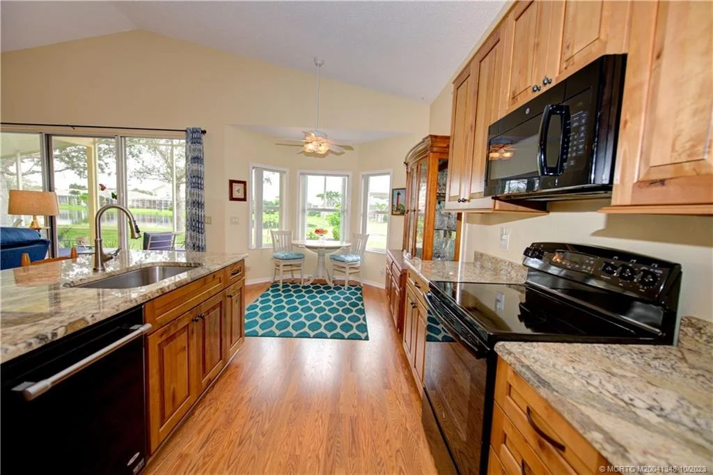Photo of 4716 SE Mizner Place