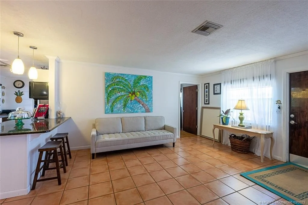 Photo of 6239 SE Lake Circle Drive