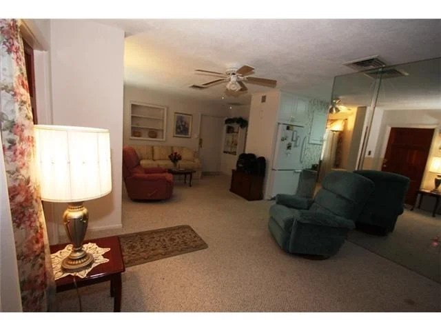 Photo of 1779 NW Sunset Boulevard