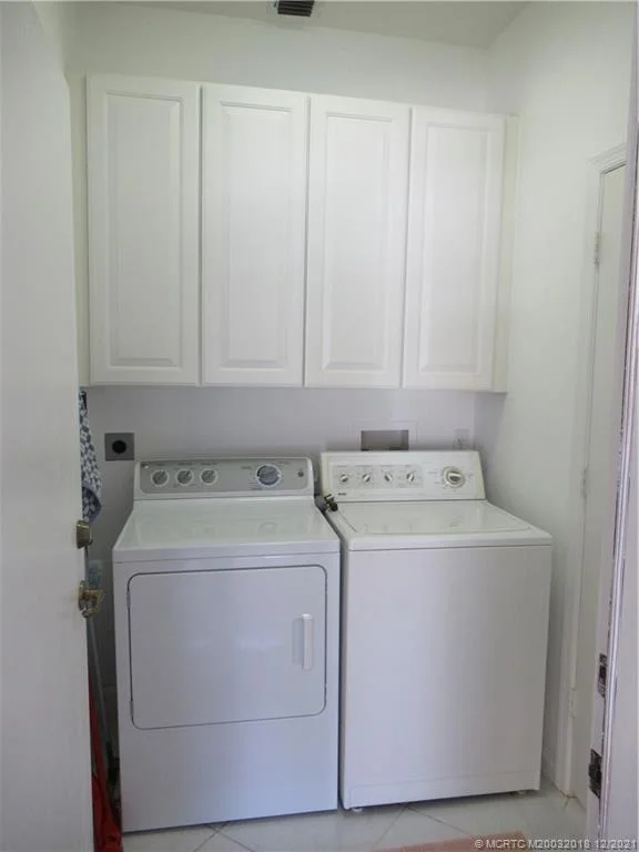 Photo of 7099 SE Twin Oaks Circle