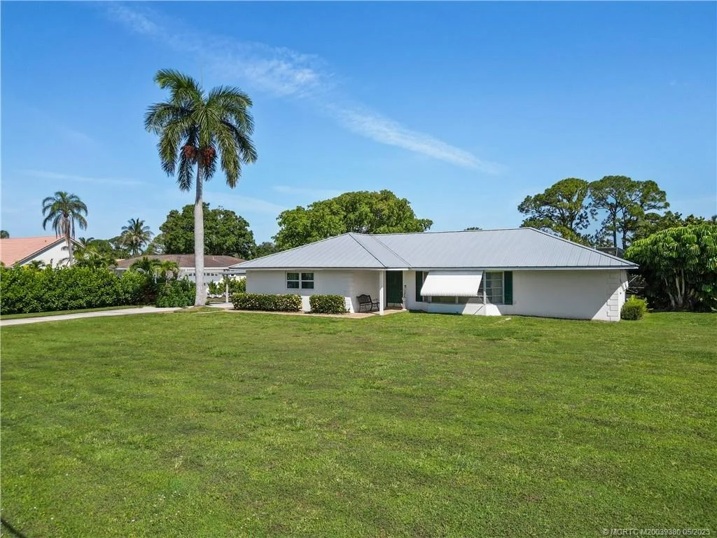Photo of 1619 NW River Trail