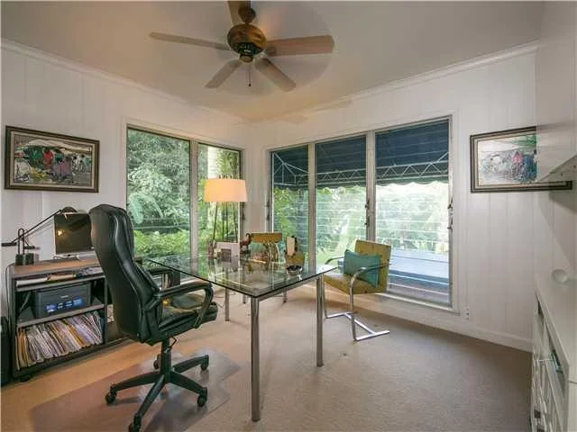 Photo of 324 SE Cardinal Way