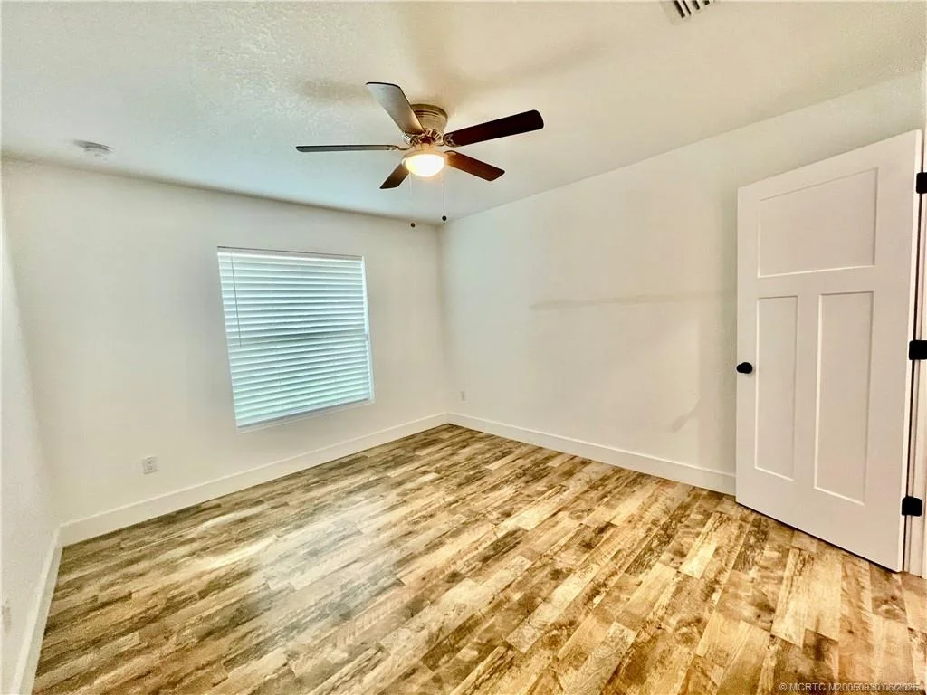Photo of 2608 SE 32nd Street