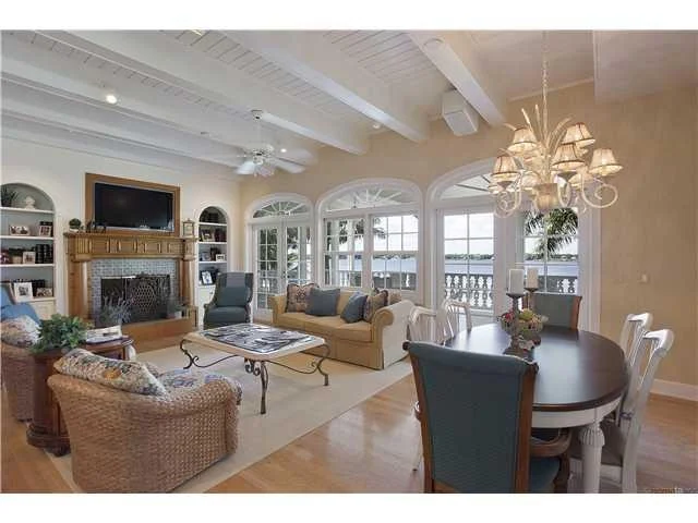Photo of 35 N River Road