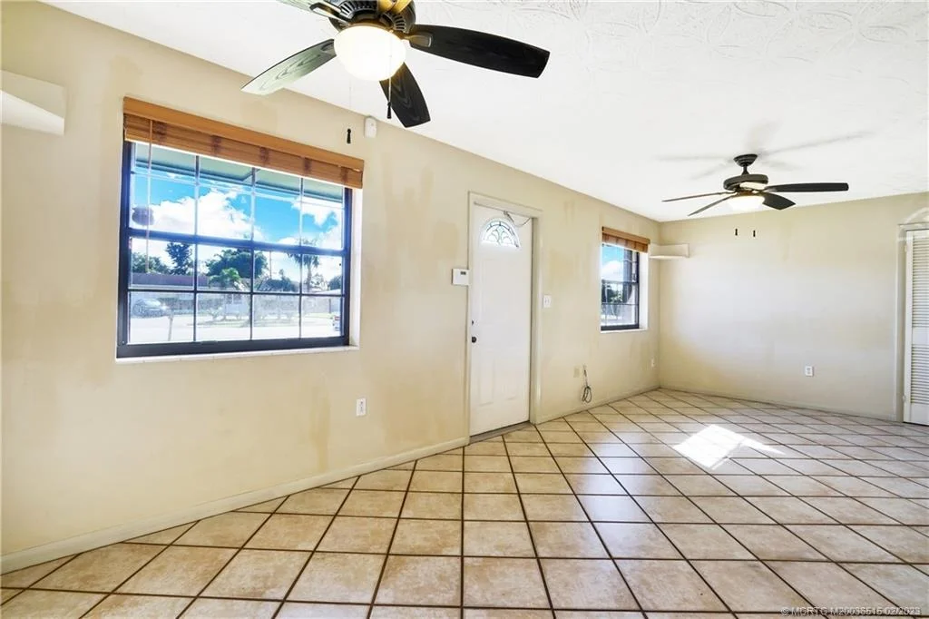 Photo of 1077 Drexel Road