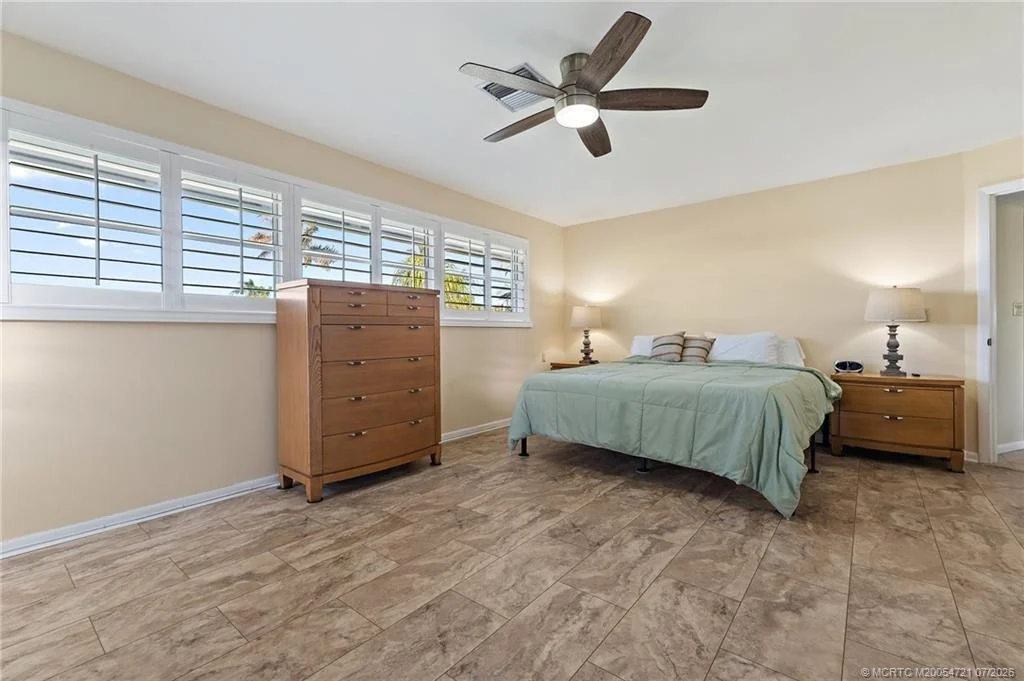 Photo of 3011 SE Fairway W