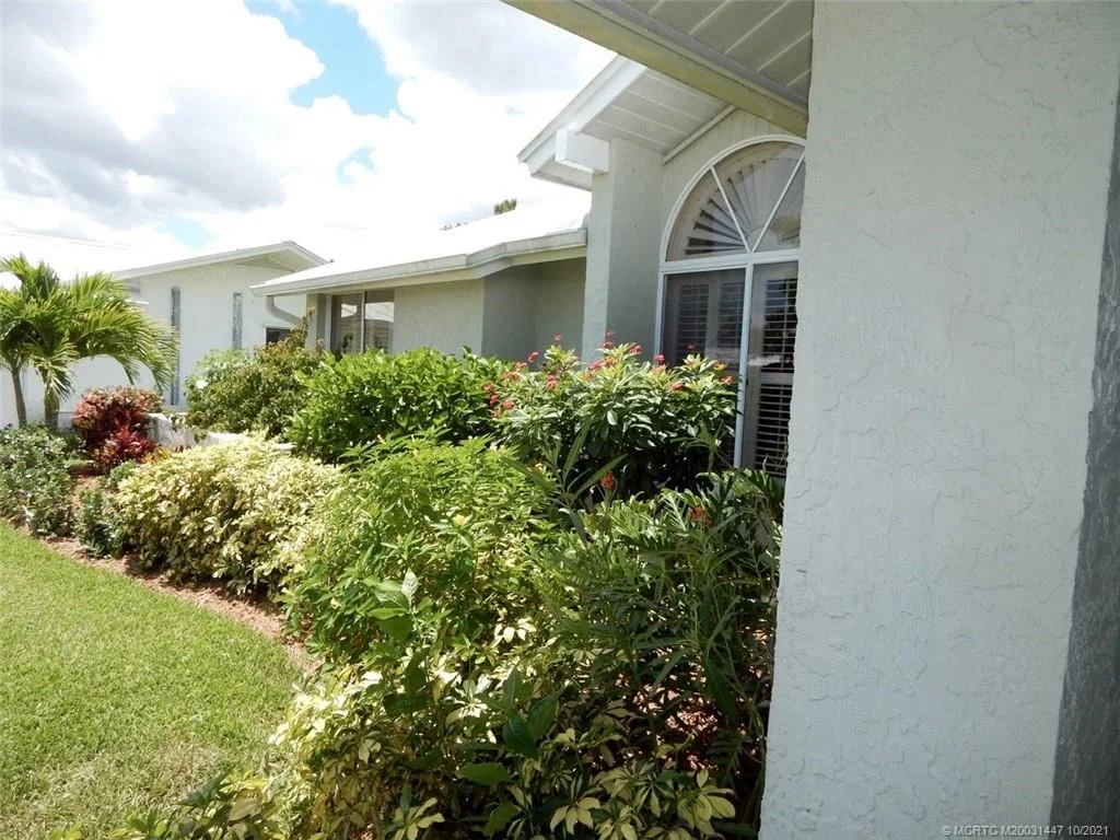 Photo of 1868 SE Coronado Lane