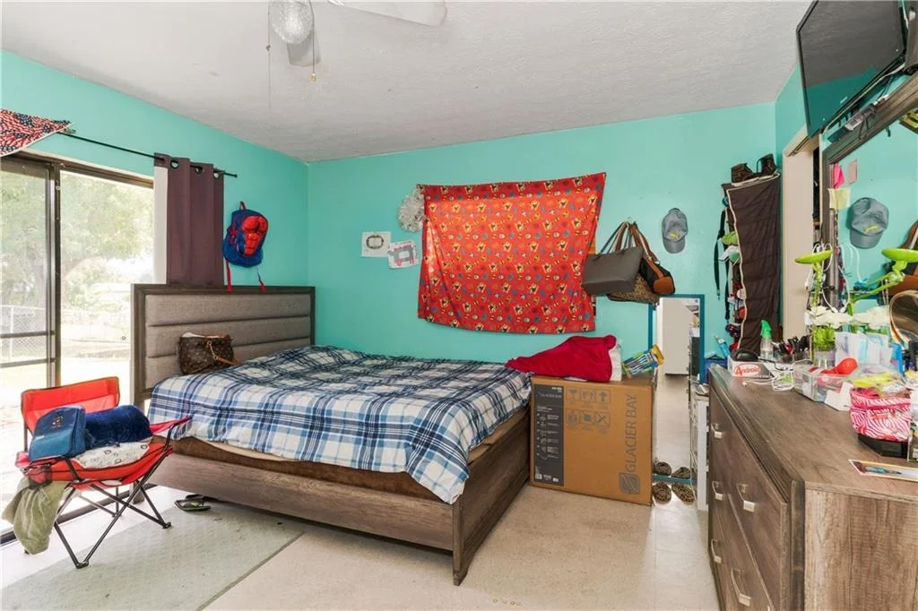 Photo of 707 SE Hibiscus Avenue