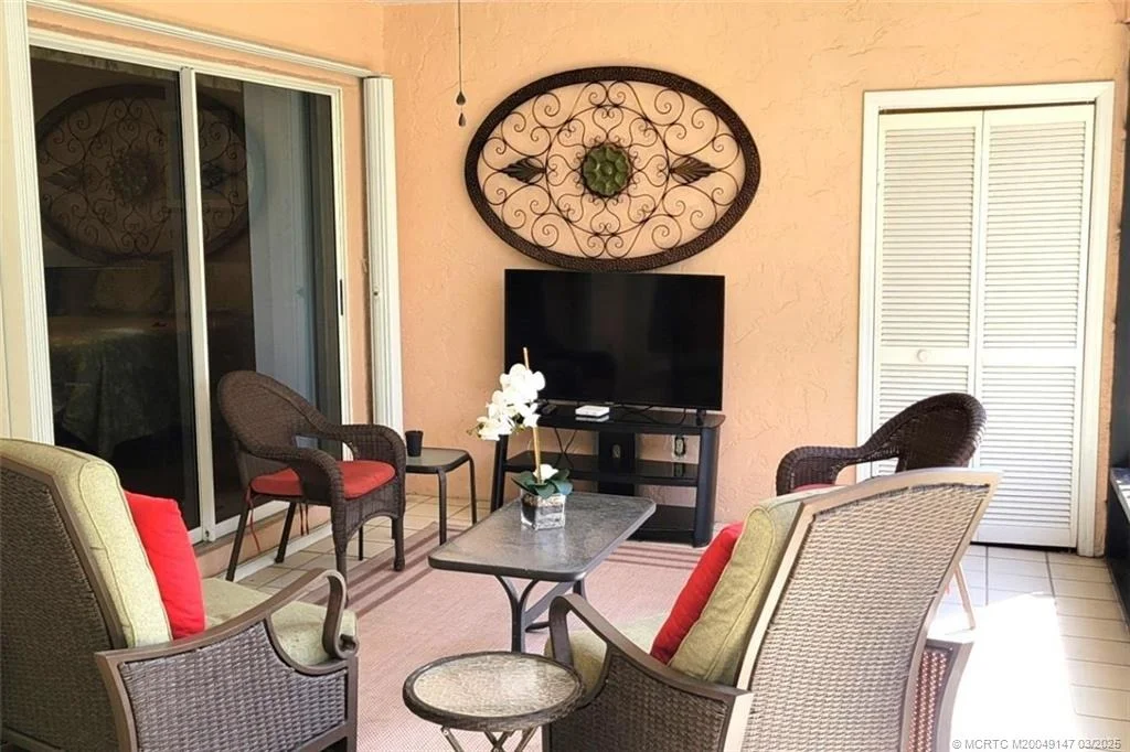 Photo of 3852 SE Fairway W