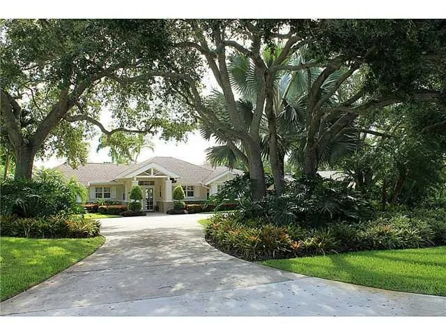 Photo of 1829 NW River Trail